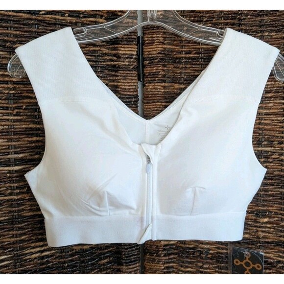 NWT Tommie Copper Sports Bra Women's Medium Copper & Zinc Infused Performance - Picture 1 of 5